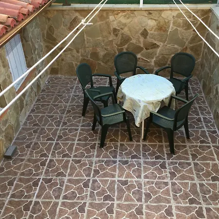 Casa De En Centro - 6 Plazas بيت للعطل
